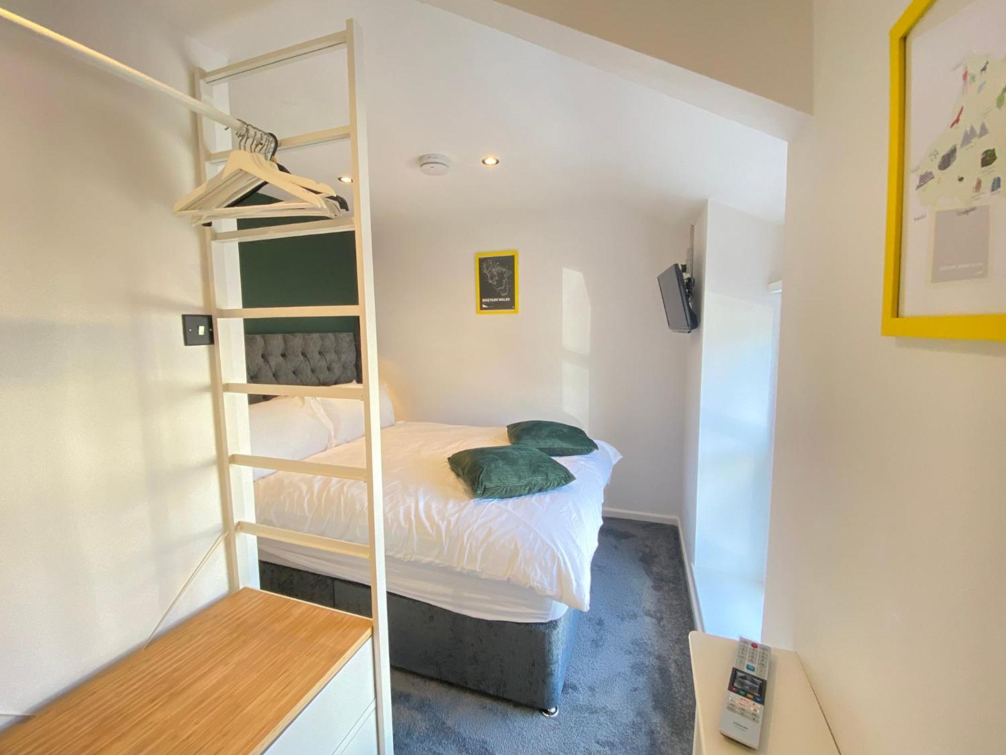The Cwtch, Log Fire, Sleeps 6, Nr Zip World, Brecon And Bike Park Wales Villa Aberdare Exterior photo